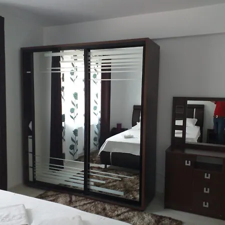 New Flat At Coresi Brasov