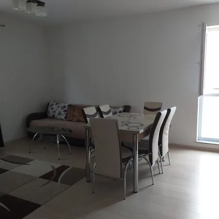 New Flat At Coresi Brasov